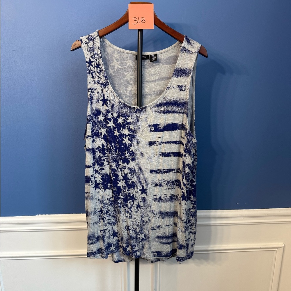 Jones & Co Blue and Grey Star Pattern Tank Top